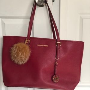 Gorgeous large Michael Kors purse